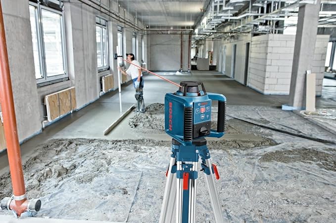 BOSCH BT160 63 in. Aluminum Contractors' Tripod