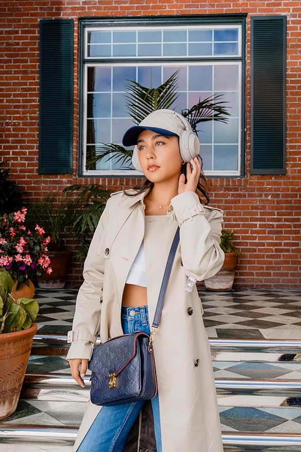 Sony WH-1000XM4 Wireless Premium Noise Canceling Overhead Headphones with Mic for Phone-Call and Alexa Voice Control, Silver WH1000XM4