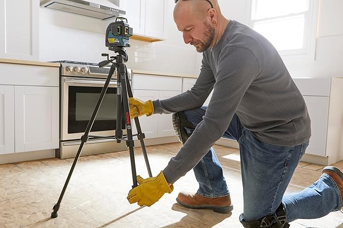 BOSCH BT 150 Compact Tripod with Extendable Height for Use with Line Lasers, Point Lasers, and Laser Distance Measures